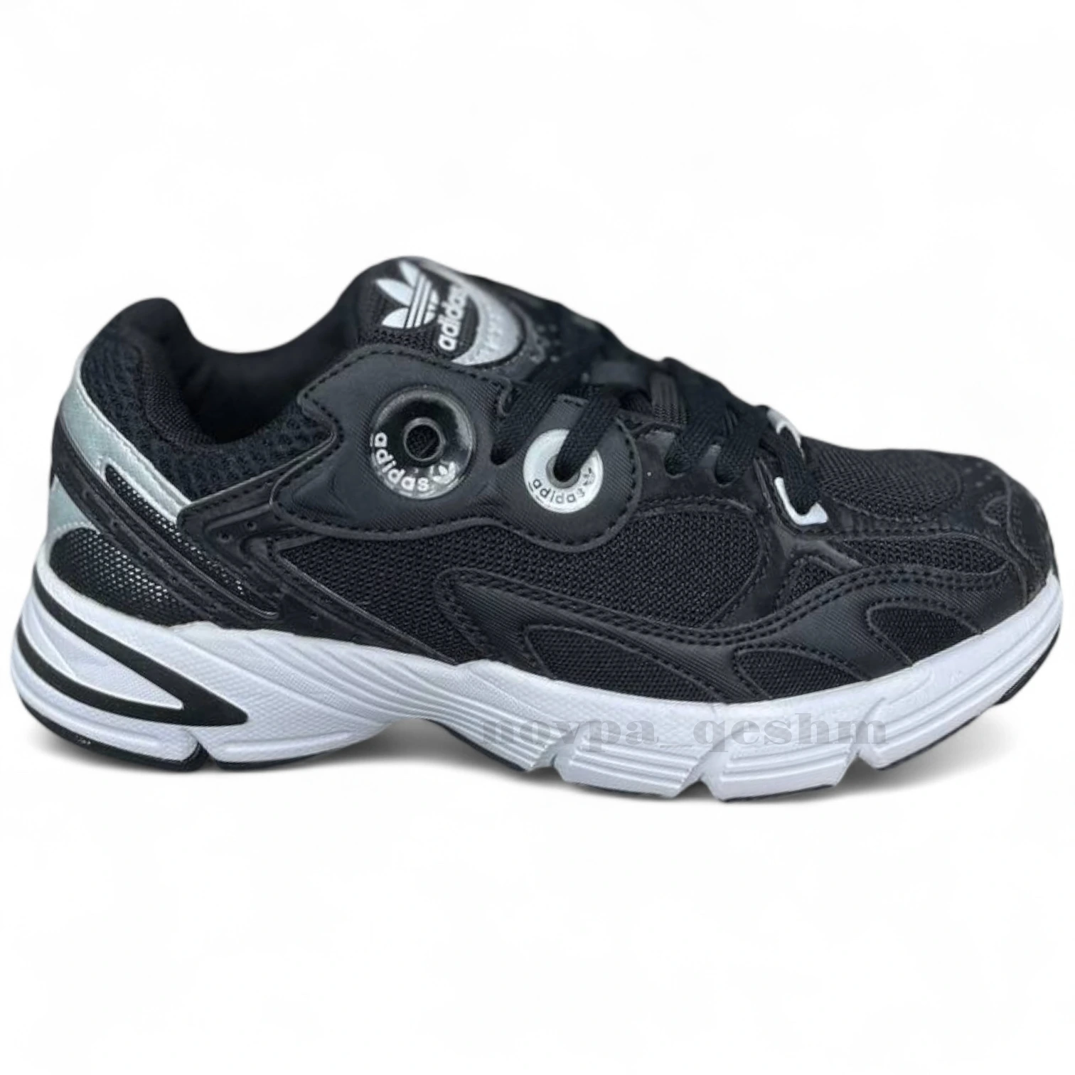 کتونی آدیداس استیر ویتنام Adidas Astir مشکی سفید
