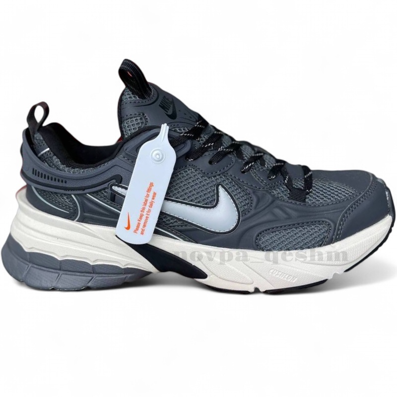 کفش کتونی نایک ایر زوم وومرو ۵ - Nike Air Zoom Vomero 5 طوسی