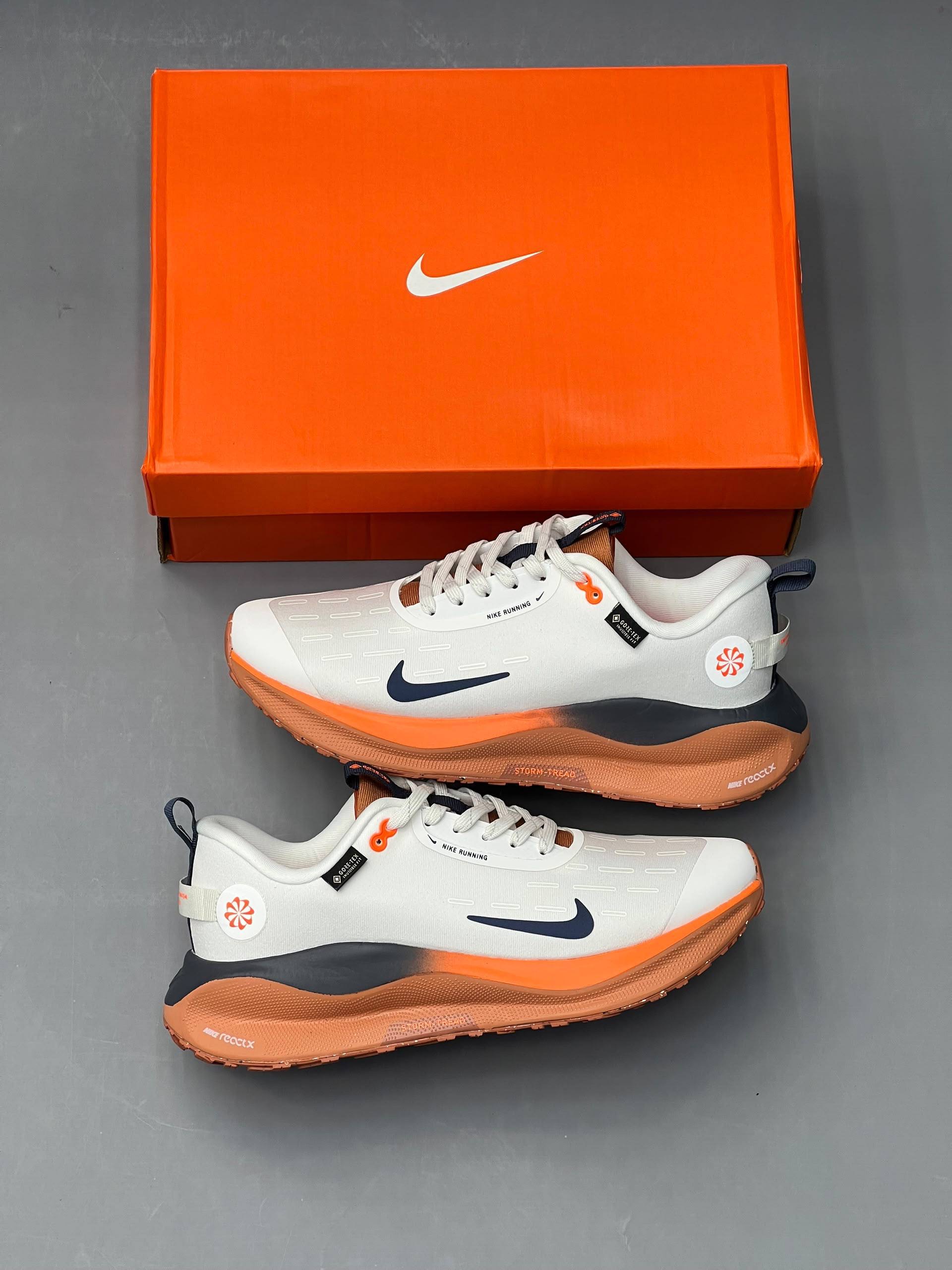 کتونی نایک اینفینیتی ران 4 گورتکس ضدآب Nike Infinity Run 4 GTX سفید نارنجی