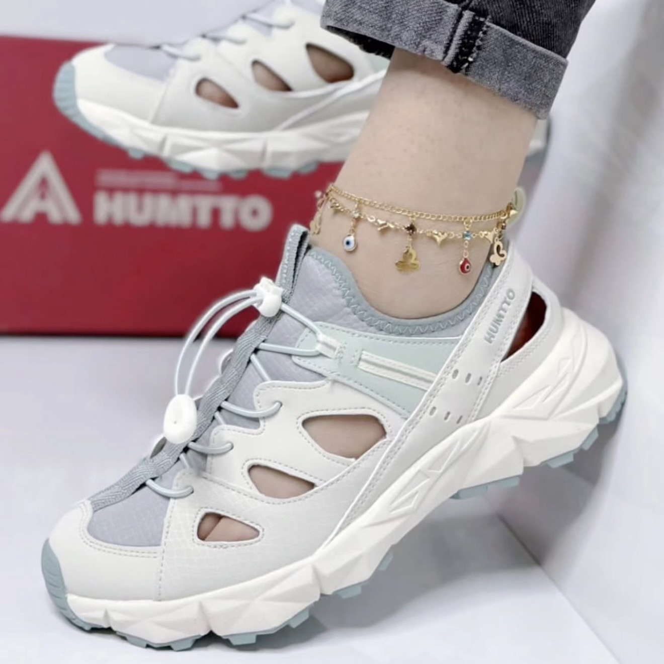 کفش صندل لژدار پیاده روی زنانه هامتو Humtto women's sandal