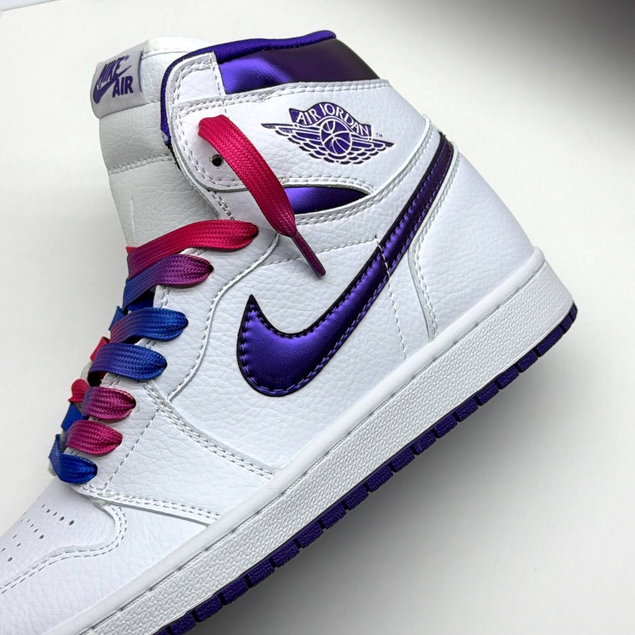 کفش کتونی اسپرت جردن وان ساقدار سفید بنفش Air Jordan 1 Retro High OG White Court Purple