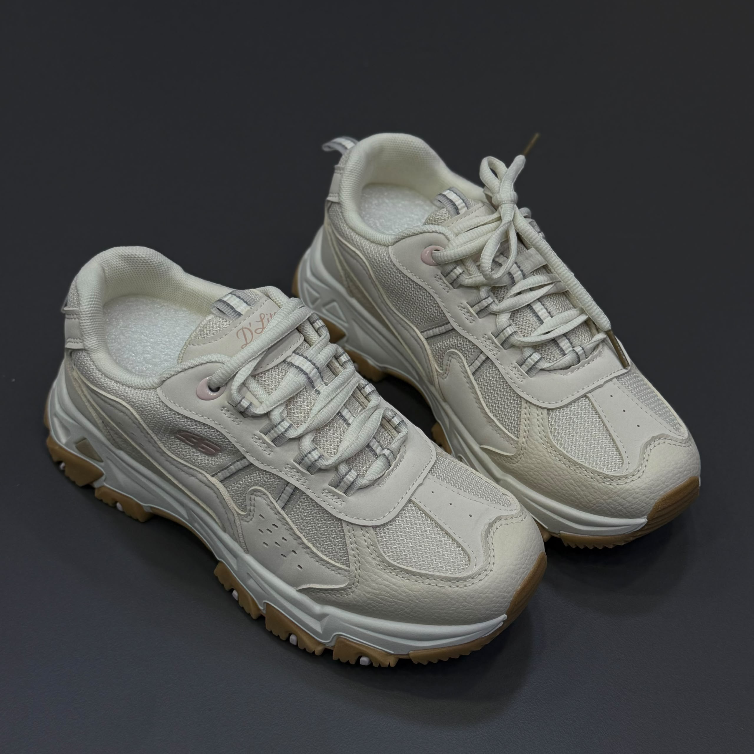 کفش کتونی اسکیچرز لژدار کوهنوردی (وارداتی) skechers D'Lites hiker