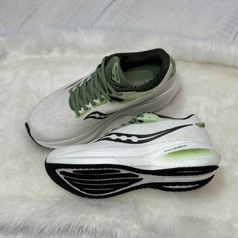 کفش کتونی مردانه ساکونی تریومف Saucony Triumph 21 سفید سبز