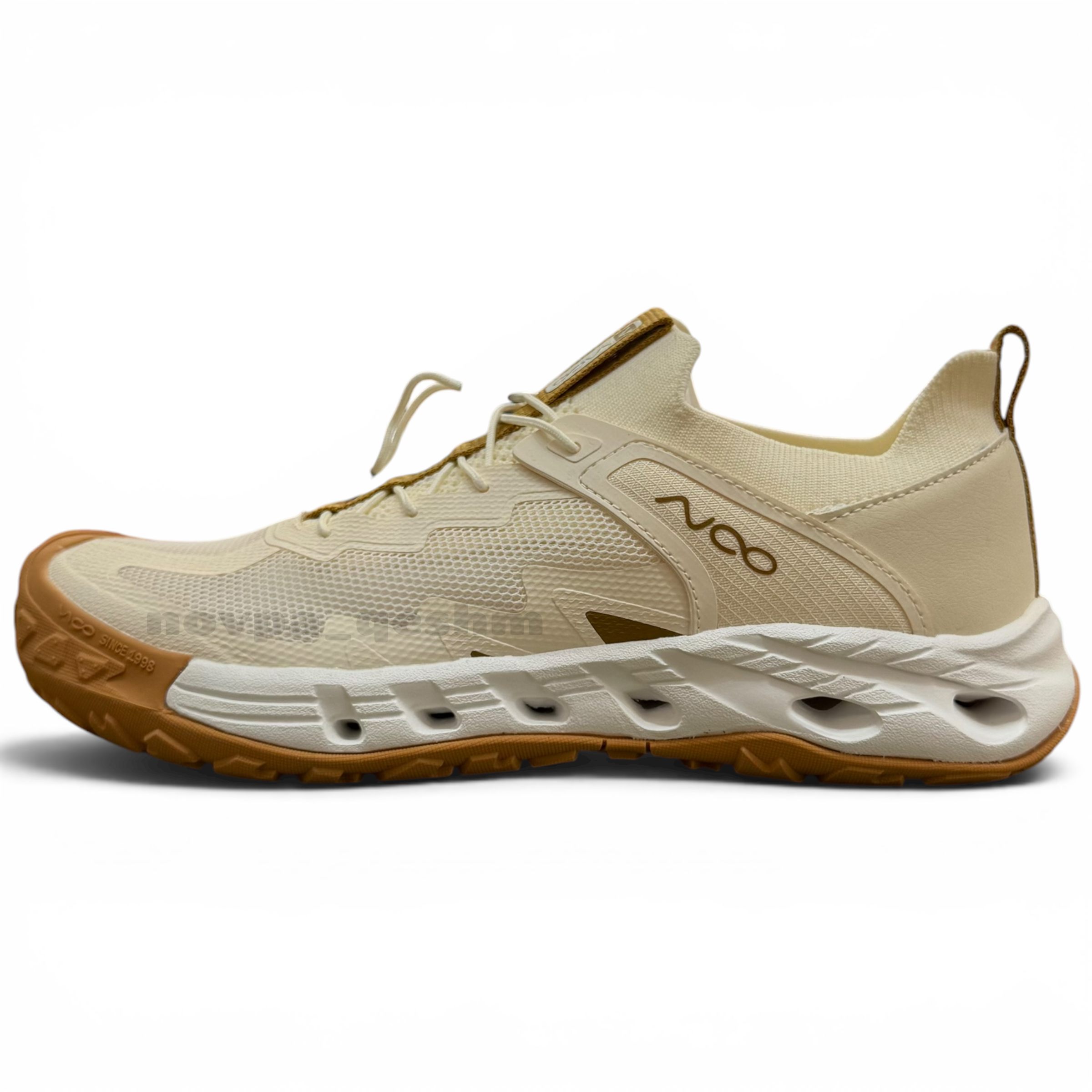 کفش صندل آبنوردی و پیاده روی اورجینال ویکو مردانه Vico sandal's کرم
