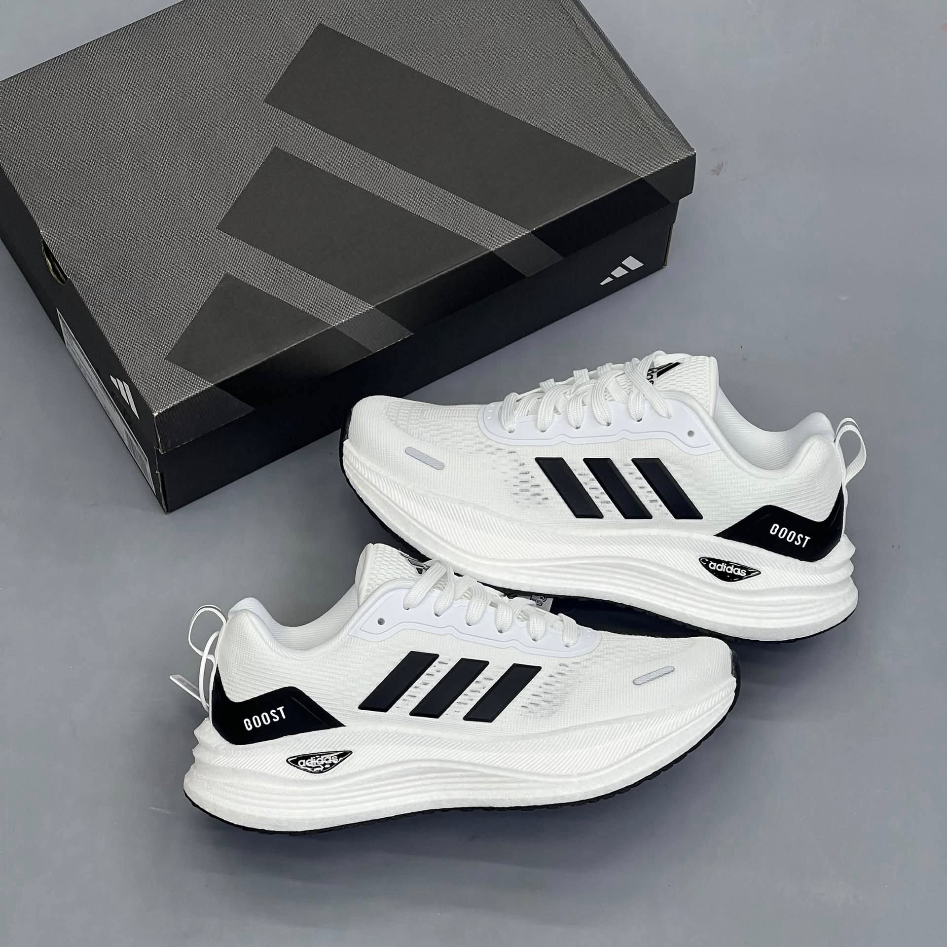 کفش کتونی آدیداس الترا بوست Adidas Ultra Boost سفید مشکی