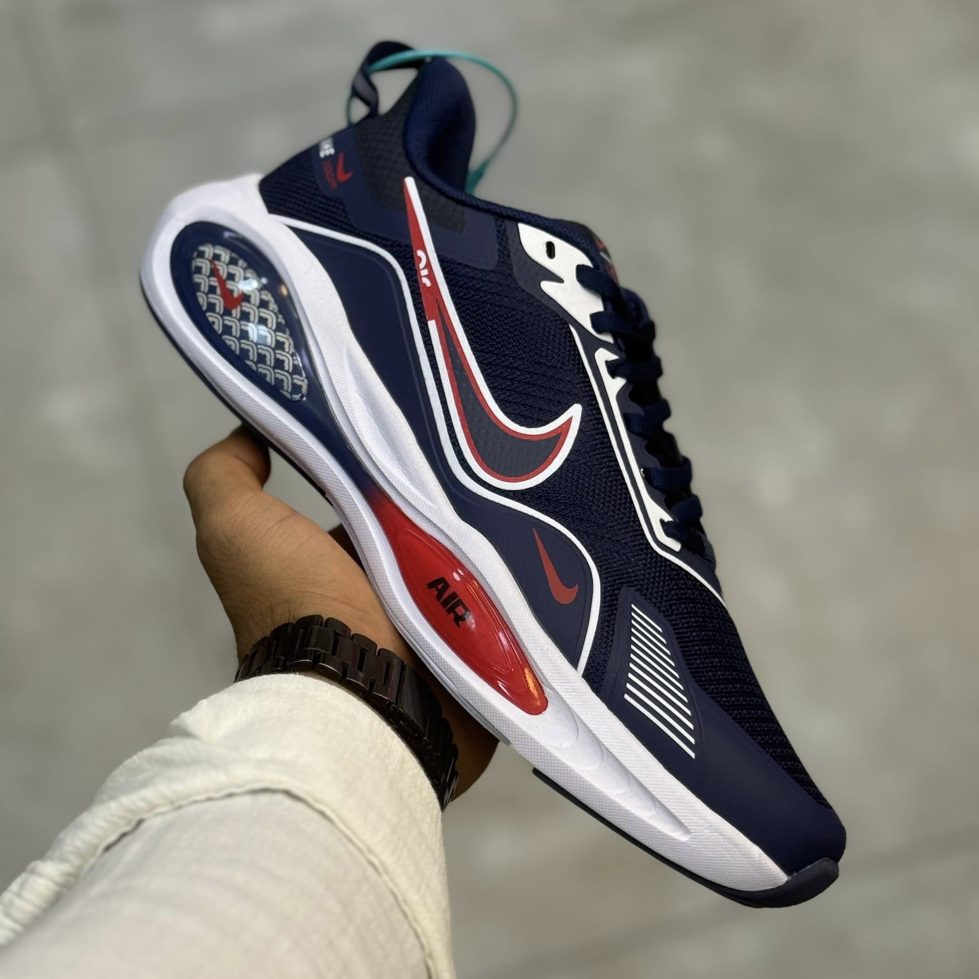 کفش کتونی مردانه نایک ایر زوم روولوشن Nike Air Zoom revolution سرمه ای