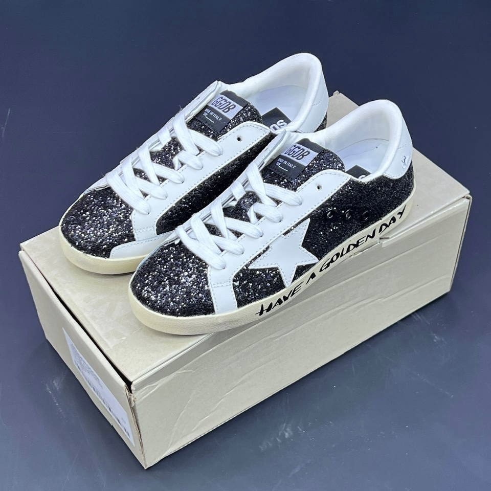 کتونی ونس زنانه گلدن گوس سوپر استار Golden Goose women's Sneakers Superstar مشکی