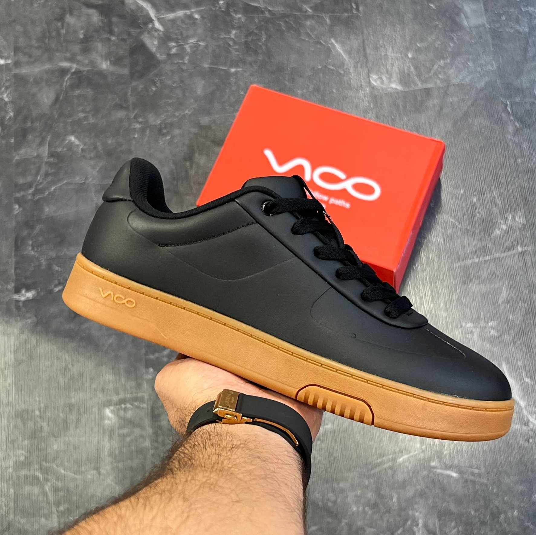 کتونی ونس مردانه کلاسیک لژدار ویکو Men's Vans Vico مشکی قهوه ای