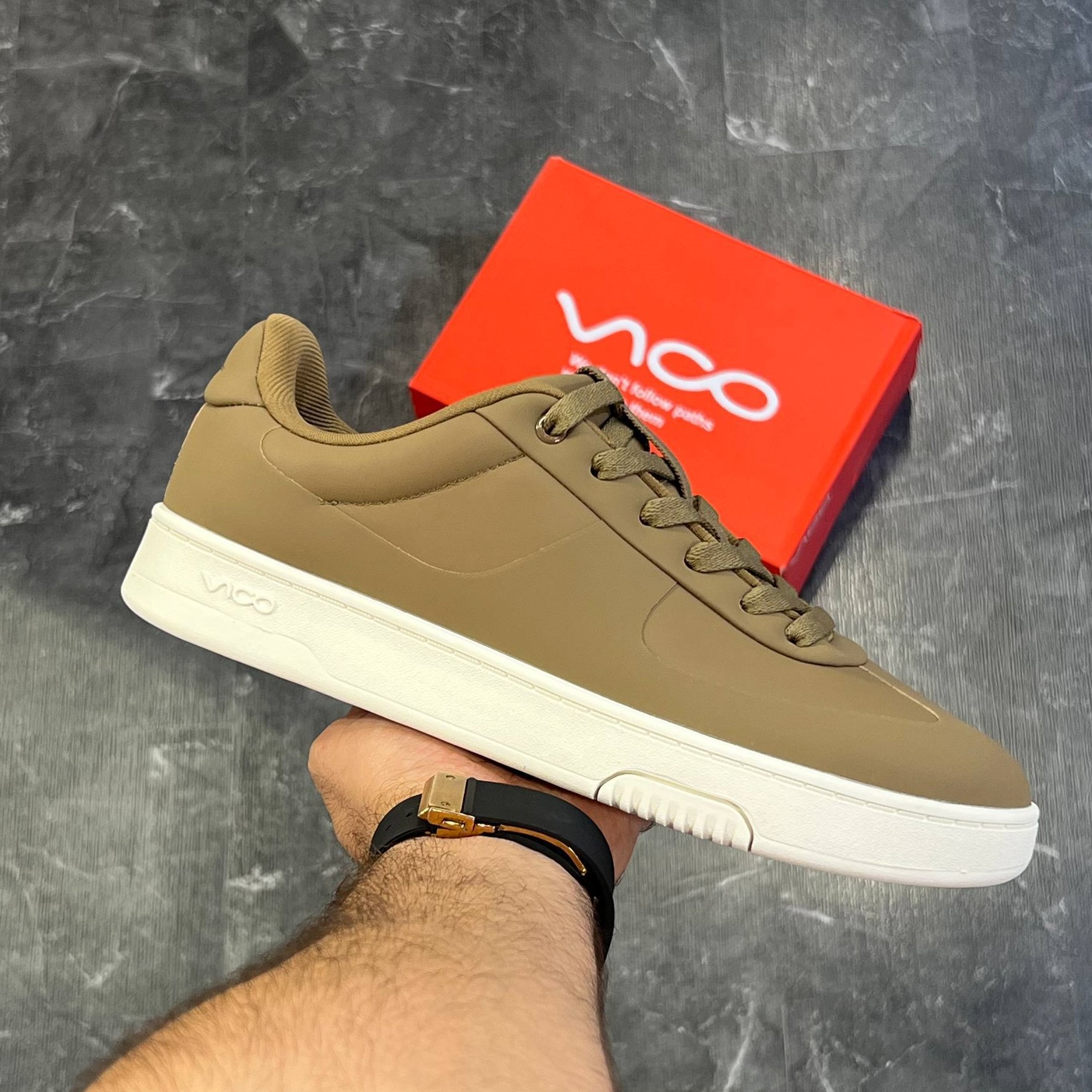 کتونی ونس مردانه کلاسیک لژدار ویکو Men's Vans Vico خاکی