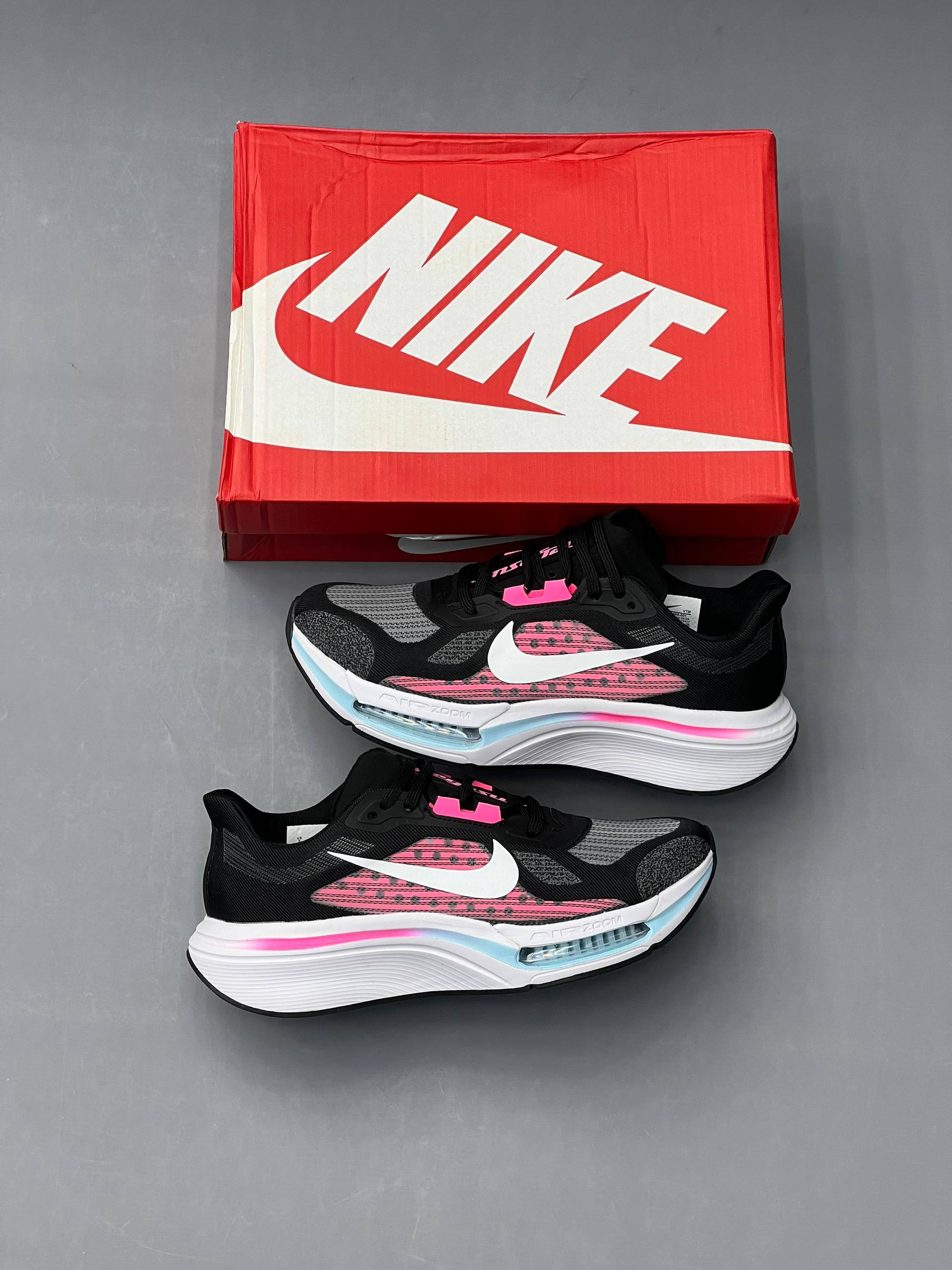 کفش کتونی زنانه نایک ایر زوم پگاسوس پرمیوم Nike Air Zoom Pegasus Premium مشکی صورتی