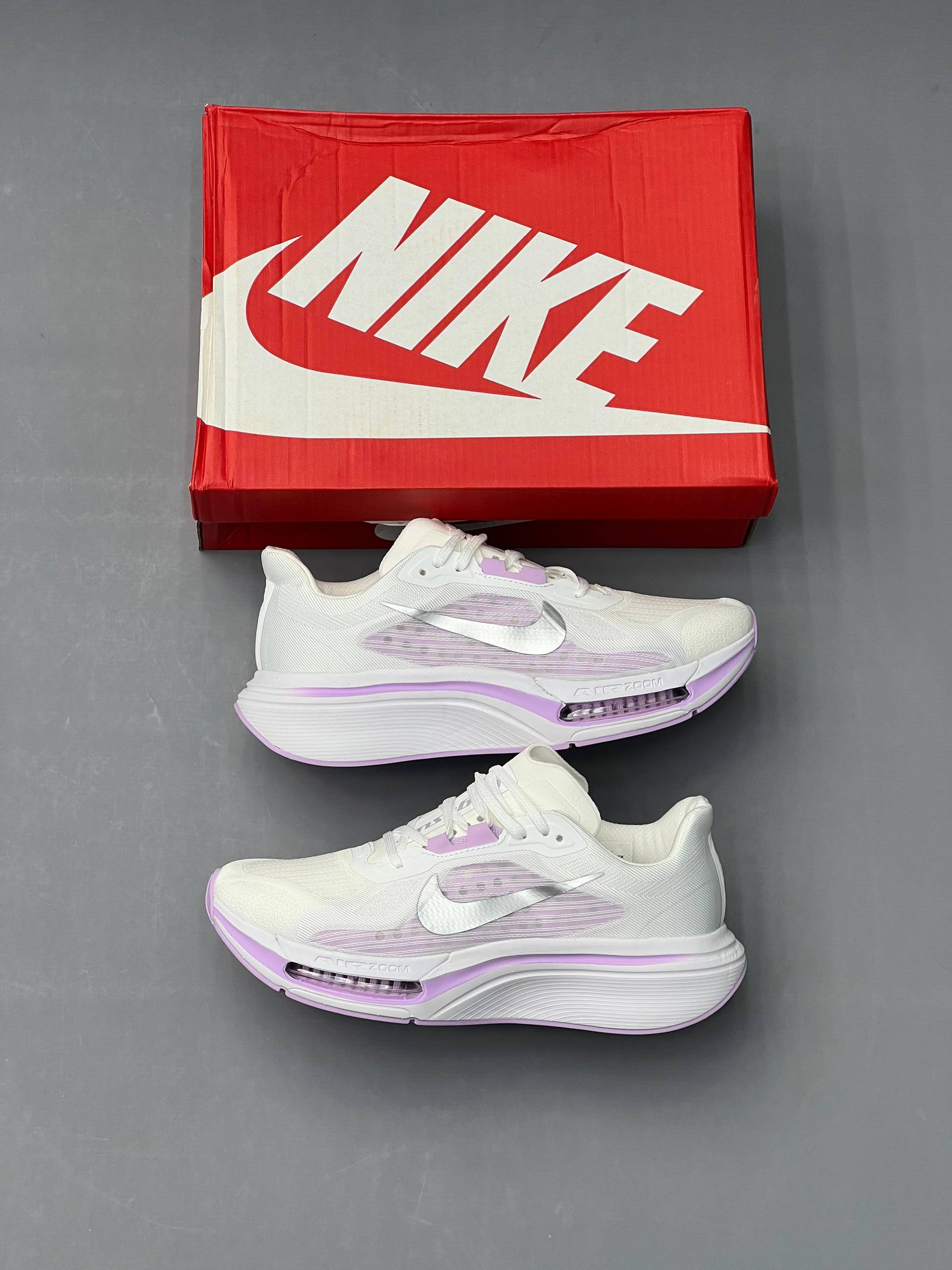 کفش کتونی زنانه نایک ایر زوم پگاسوس پرمیوم Nike Air Zoom Pegasus Premium سفید بنفش
