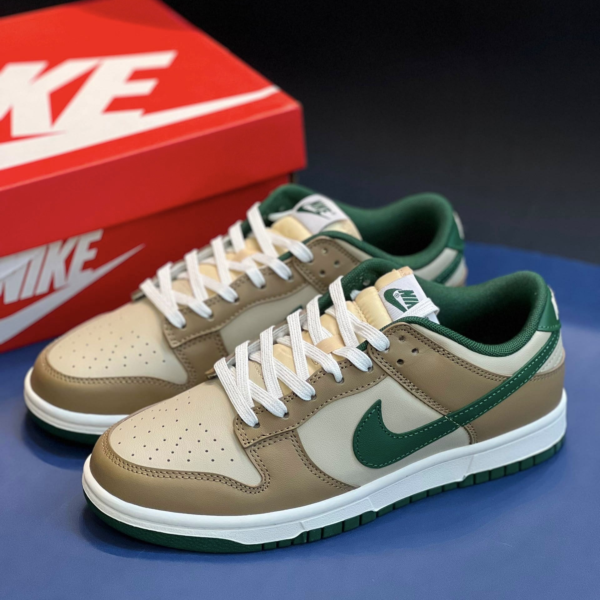 کفش کتونی مردانه نایک دانک لو Nike Dunk Low قهوه ای