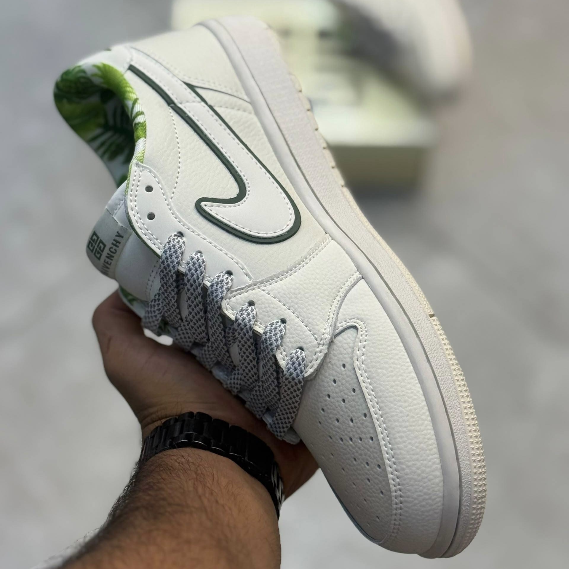 کفش کتونی مردانه نایک ایر جردن 1 لو تراویس اسکات ژیوانشی Nike Air Jordan1 Low Travis Scott Givanchy سفید سبز