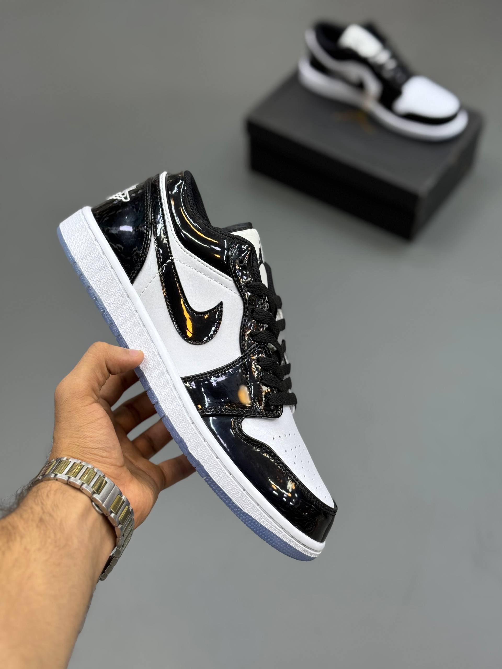 کفش کتونی مردانه نایک ایر جردن ۱ کانکورد Nike Air Jordan 1 Concord سفید مشکی