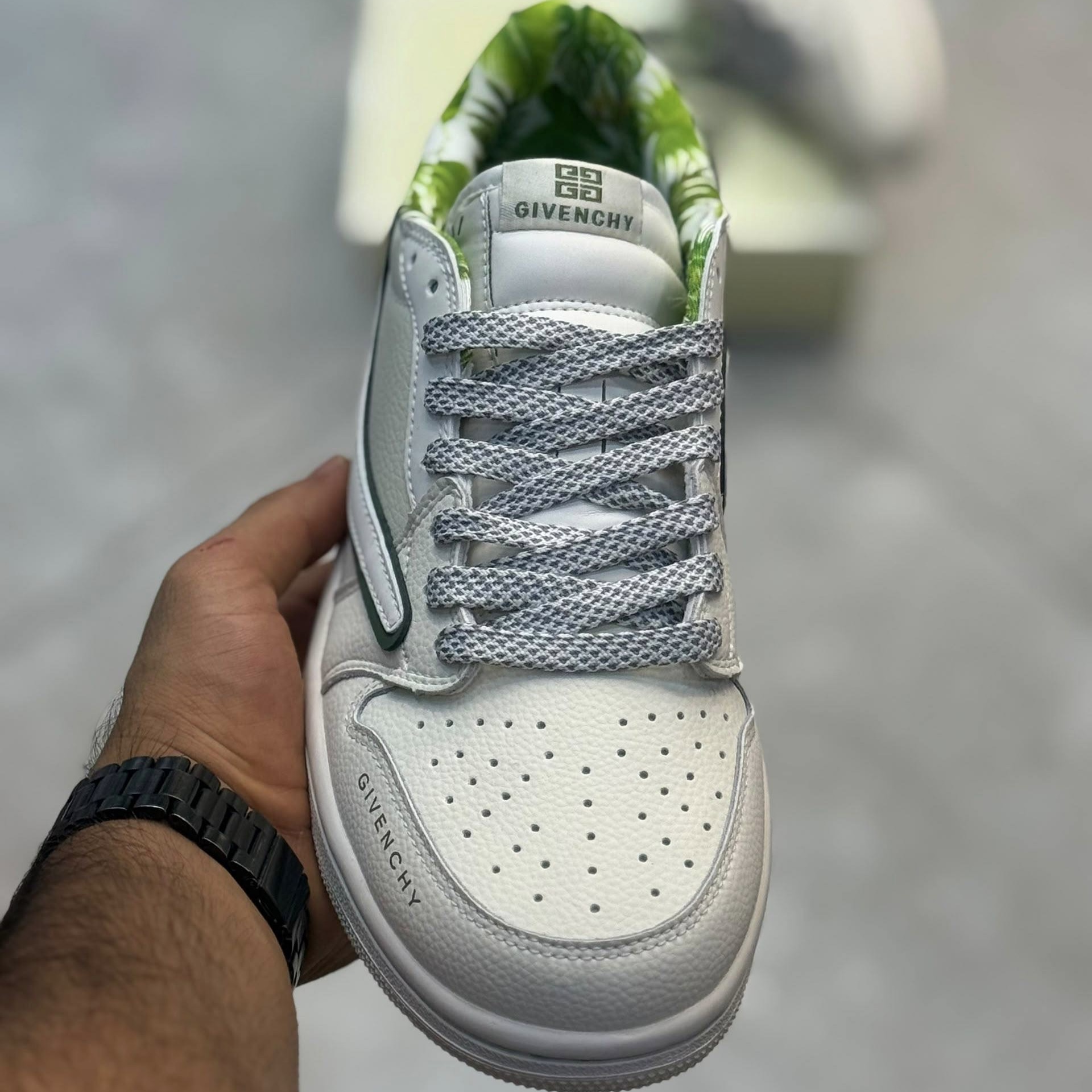 کفش کتونی مردانه نایک ایر جردن 1 لو تراویس اسکات ژیوانشی Nike Air Jordan1 Low Travis Scott Givanchy سفید سبز