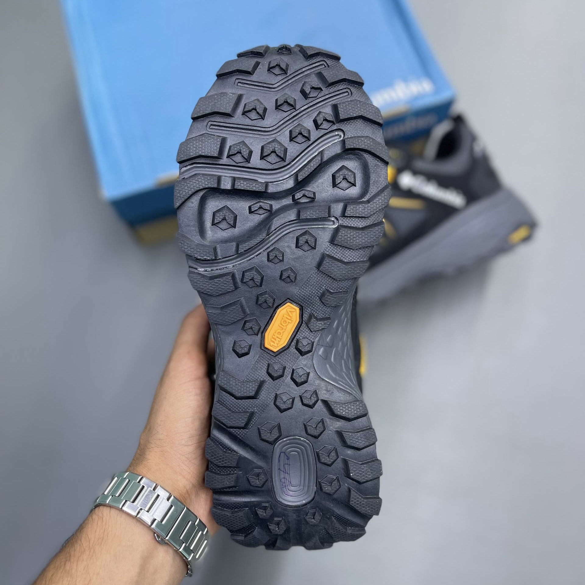 کفش کتونی کوهنوردی مردانه کلمبیا Columbia Peakfreak Rush Outdry Hiking Shoes مشکی
