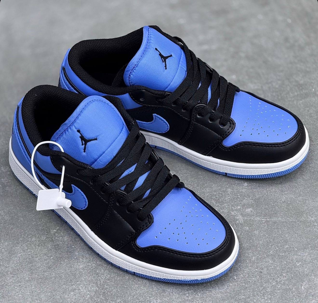کفش کتونی زنانه و مردانه نایک ایر جردن 1 یونیورسیتی آبی | 'NIKE AIR JORDAN 1 Low 'University Blue