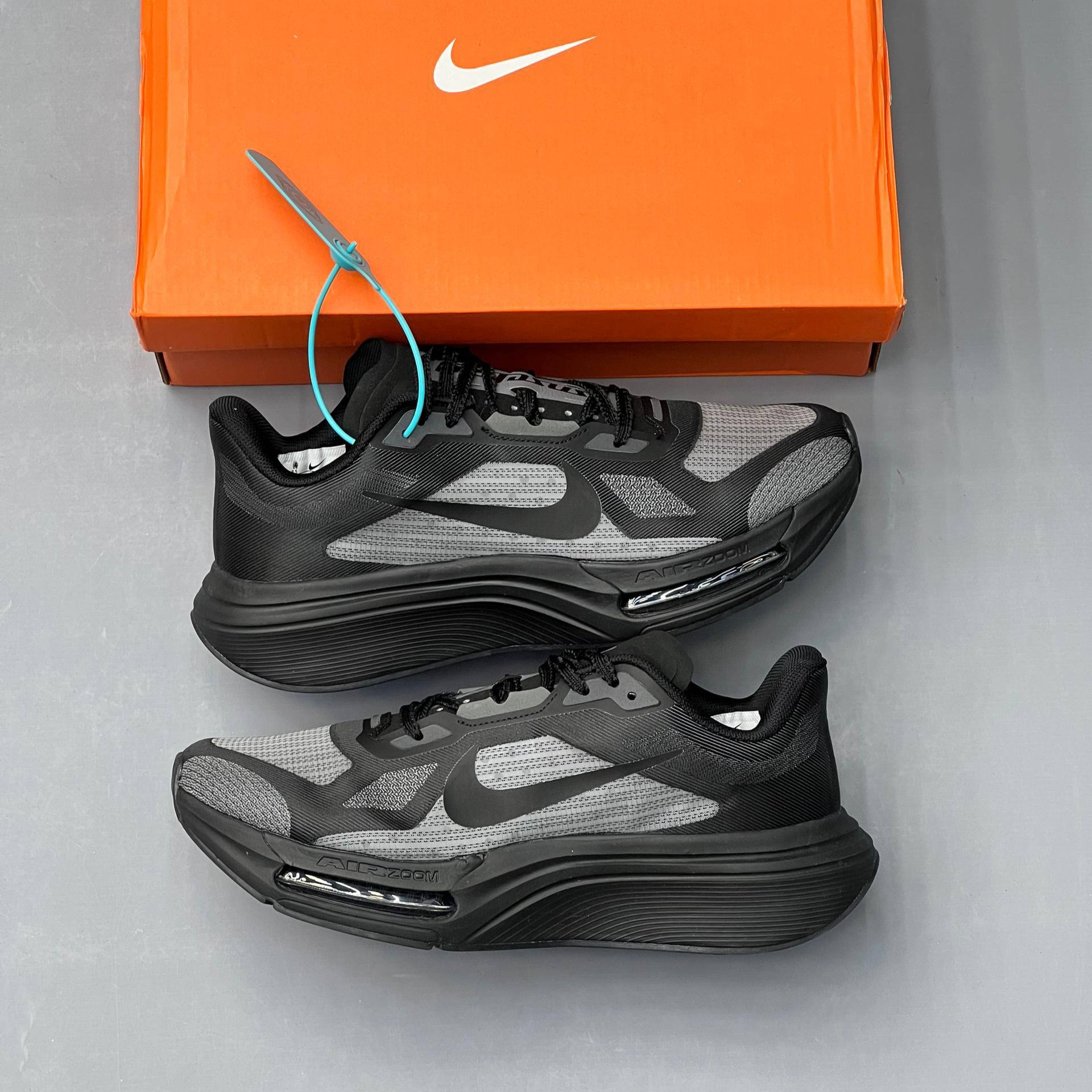 کفش کتونی مردانه نایک ایر زوم پگاسوس پرمیوم Nike Air Zoom Pegasus Premium مشکی طوسی