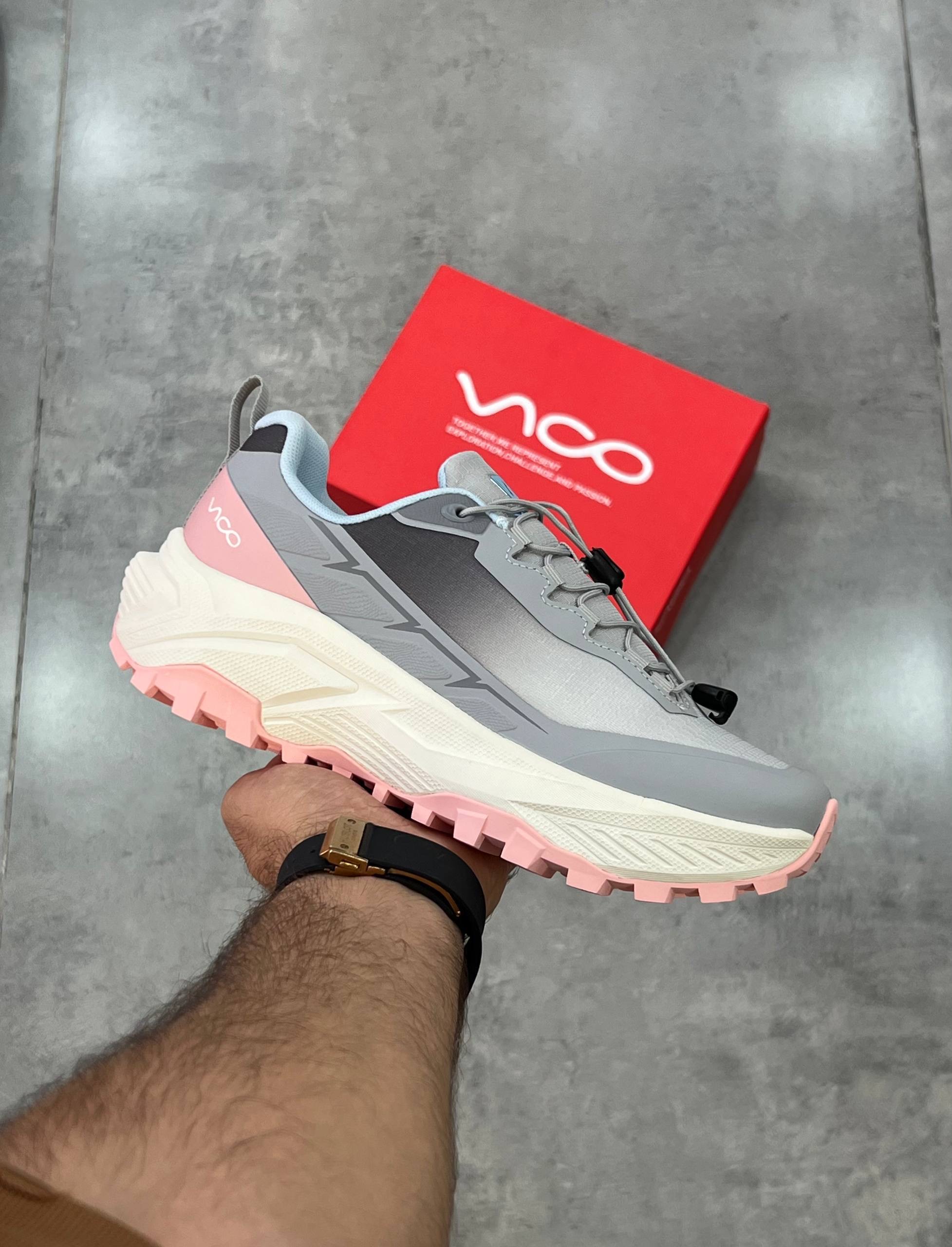 کفش کتونی روزمرگی و طبیعت گردی زنانه ویکو Vico Women's Trekking Shoes طوسی