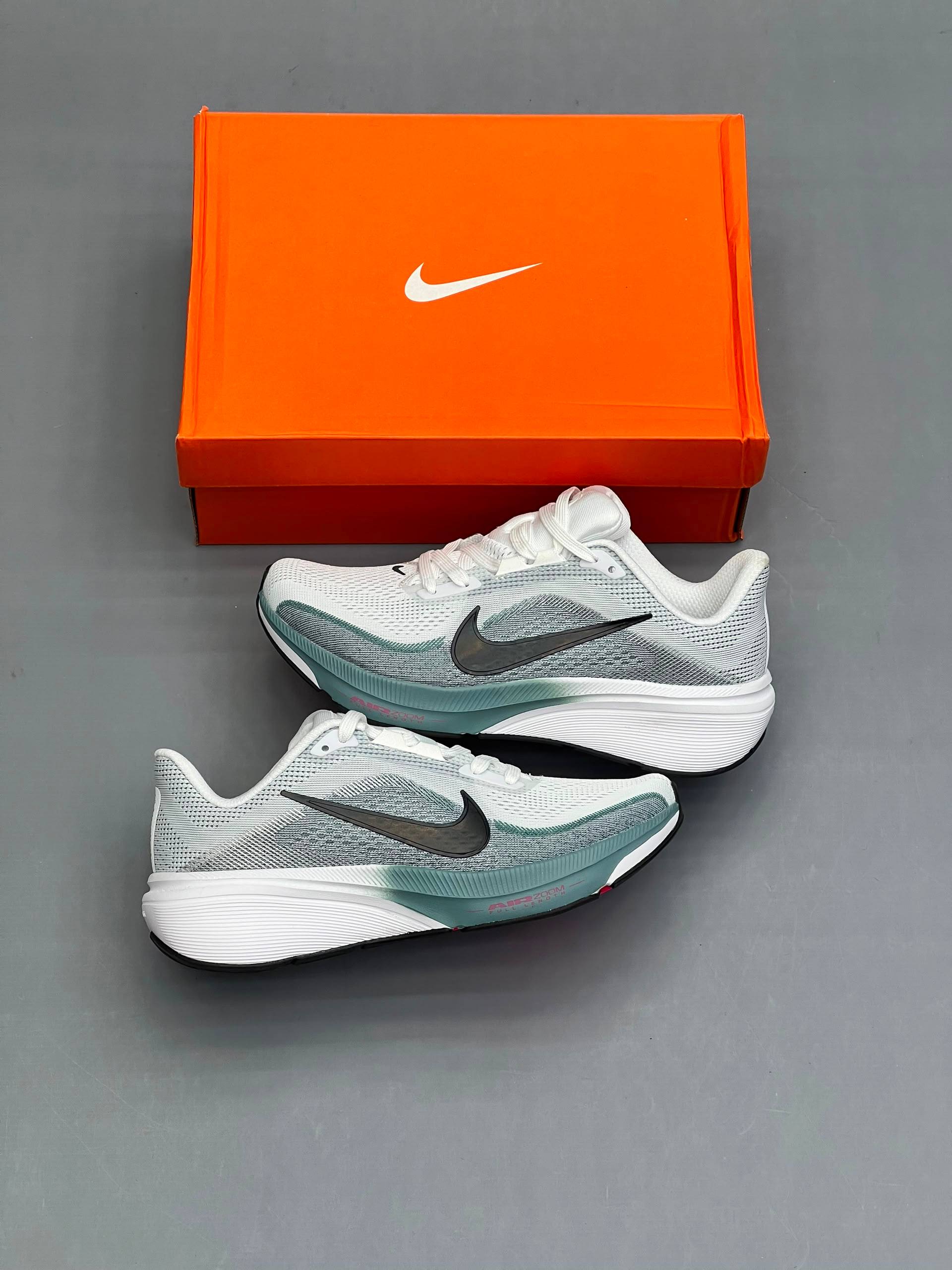 کفش کتونی زنانه نایک ایر زوم پگاسوس Nike Air Zoom Pegasus 42 سبز