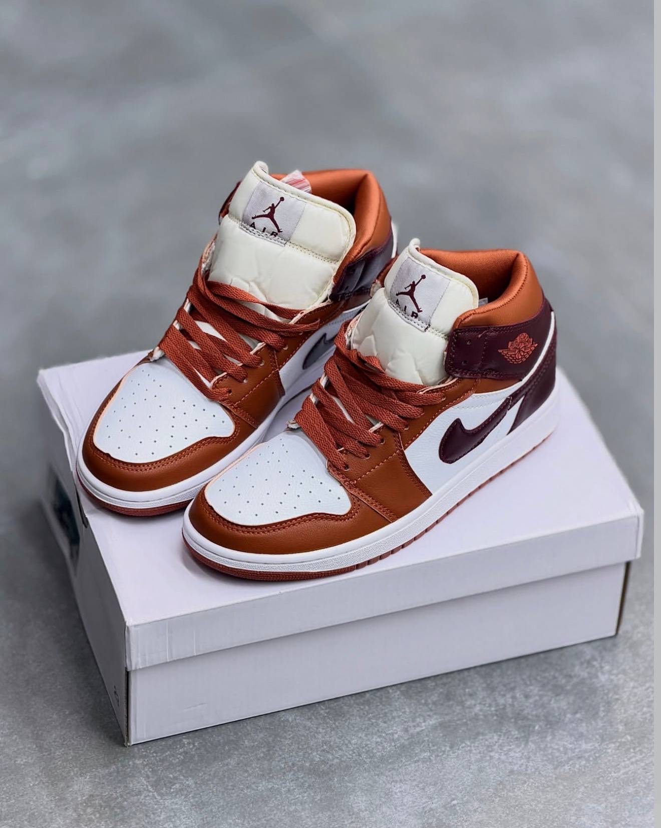 کفش کتونی مردانه نایک ایر جردن 1 ساقدار هلویی مات Nike Air Jordan 1 Dusty Peach