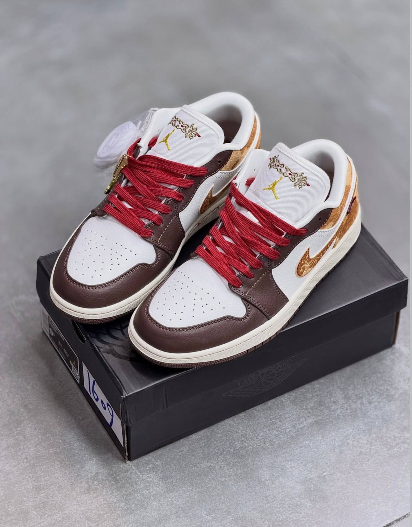 کفش کتونی مردانه نایک ایر جردن 1 لونار Nike Air Jordan 1 Lunar New Year