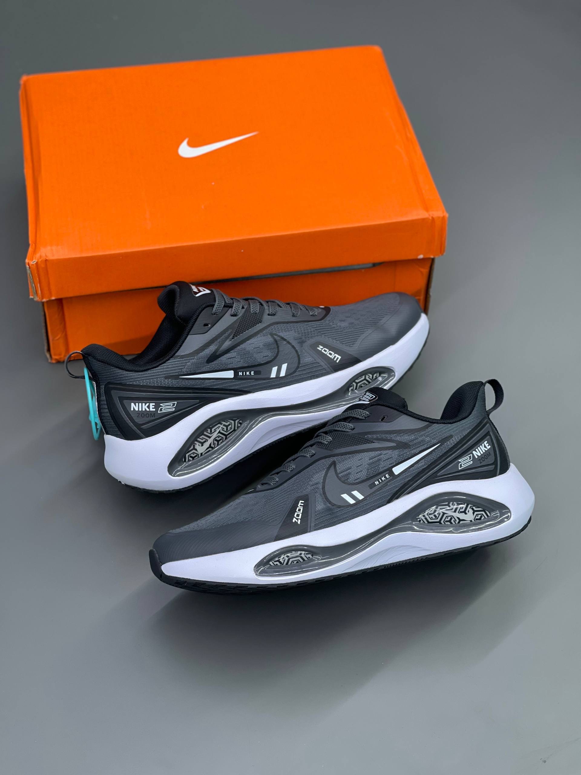 کفش کتونی مردانه نایک ایر زوم وینفلو وی 2 | Nike Air Zoom Winflo v2 طوسی
